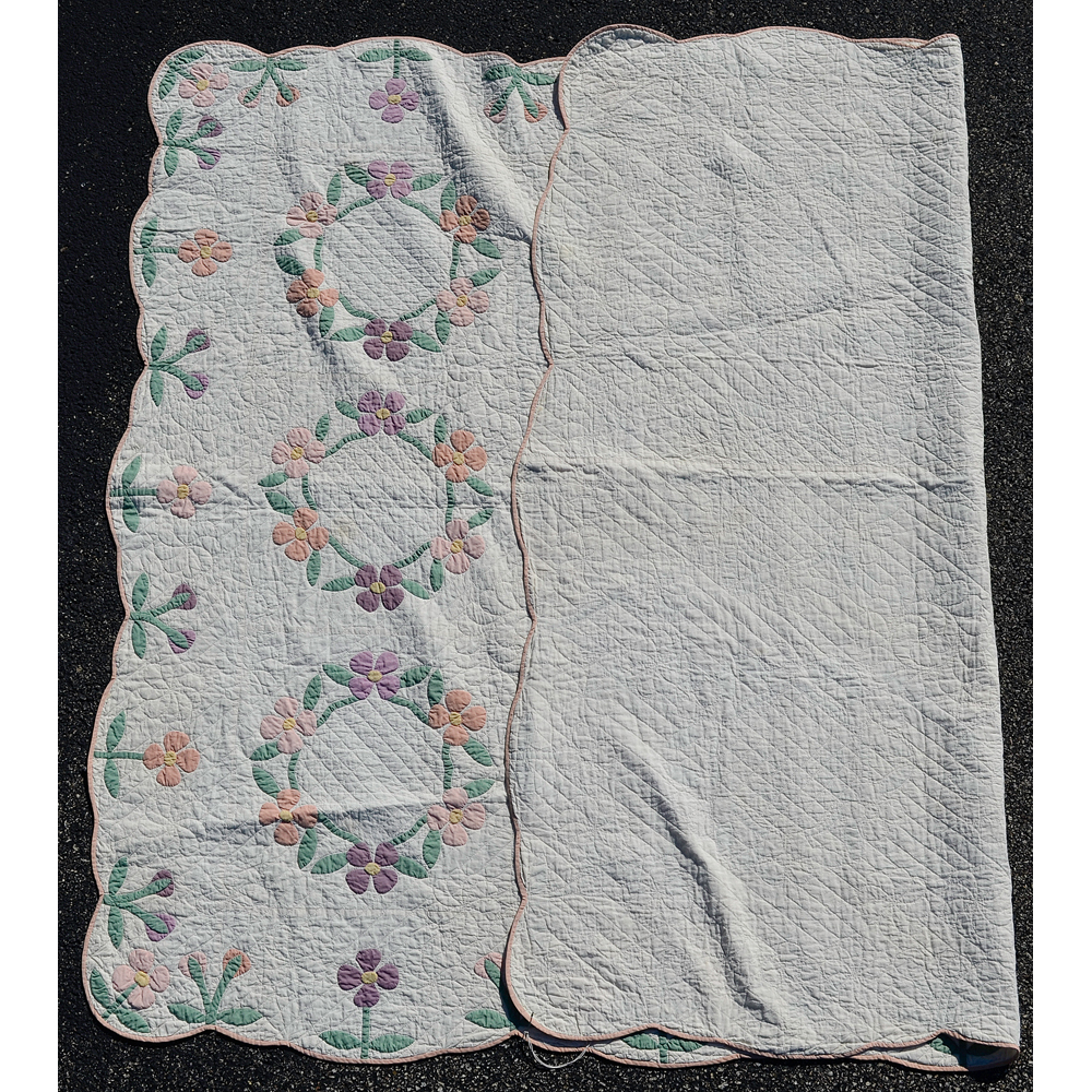 Applique Quilt and Knit Blanket Cowans Auction House: The Midwest...