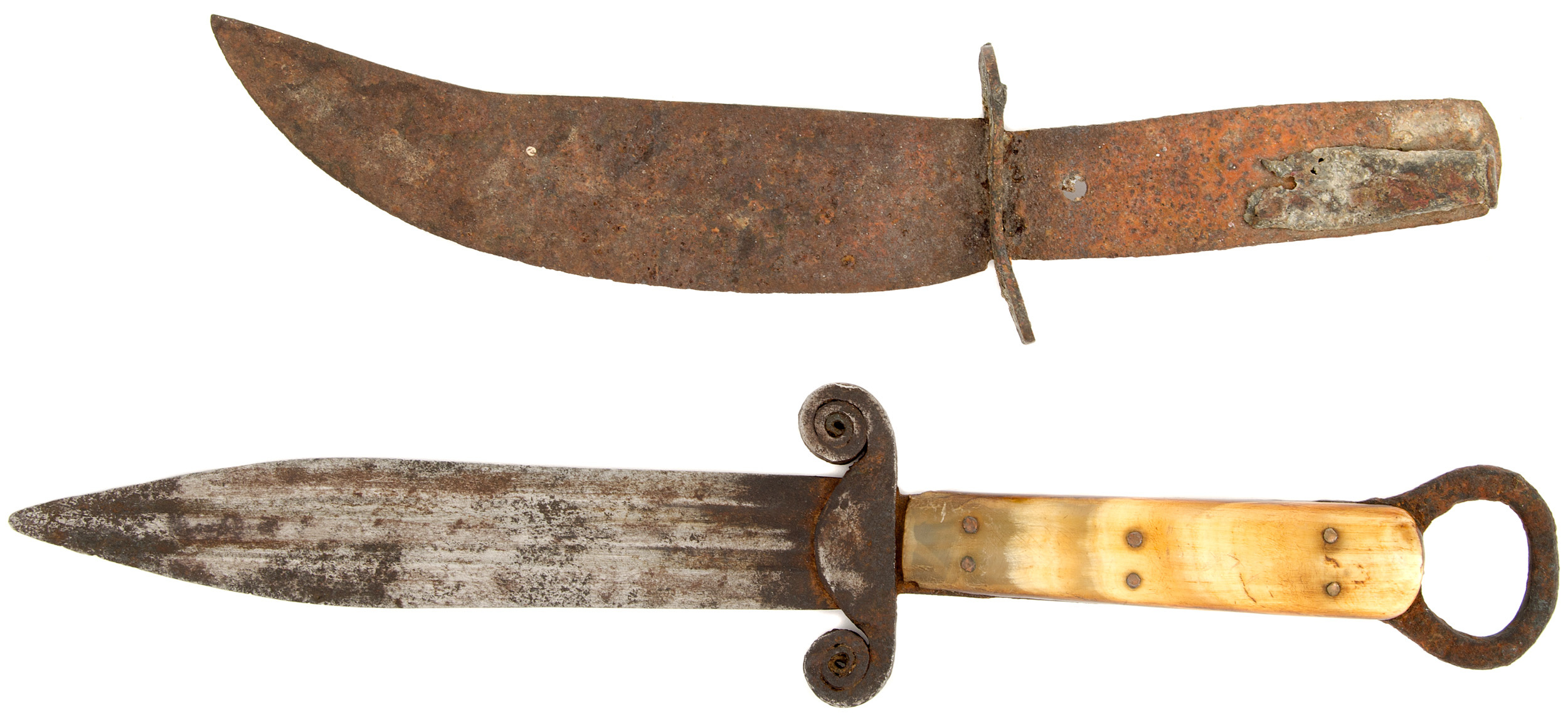 Two Early Knives | Cowan's Auction House: The Midwest's Most Trusted