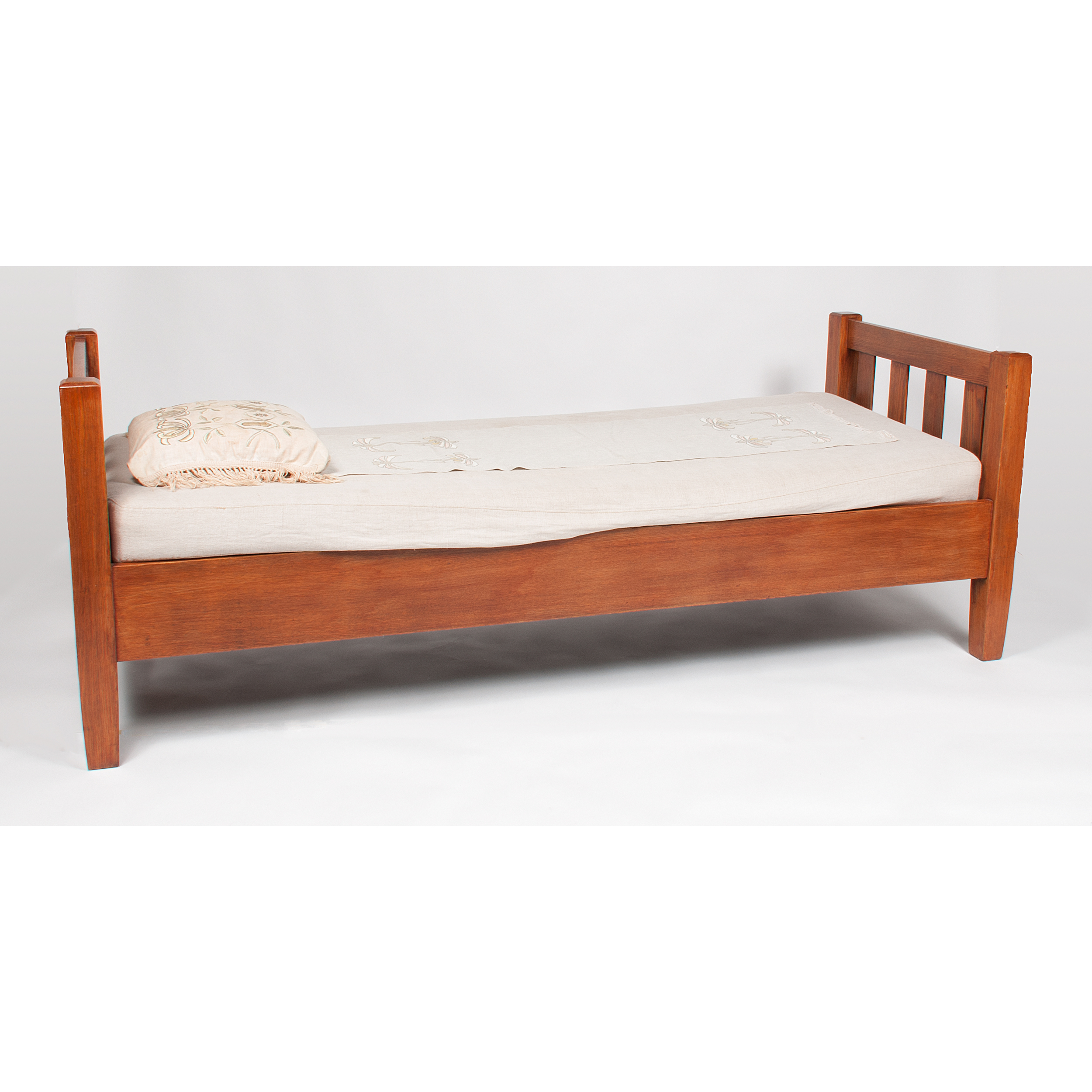 Arts and Crafts Mission Oak Daybed | Cowan's Auction House