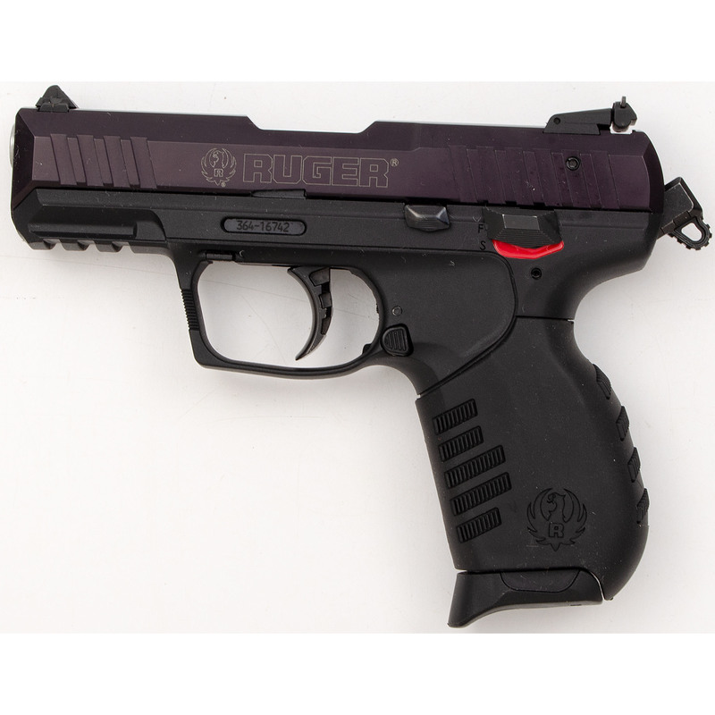  Ruger SR22 Pistol Cowan s Auction House The Midwest s Most Trusted 