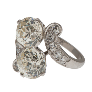 Six Carat Total Weight Diamond Ring in Platinum Ca 1930